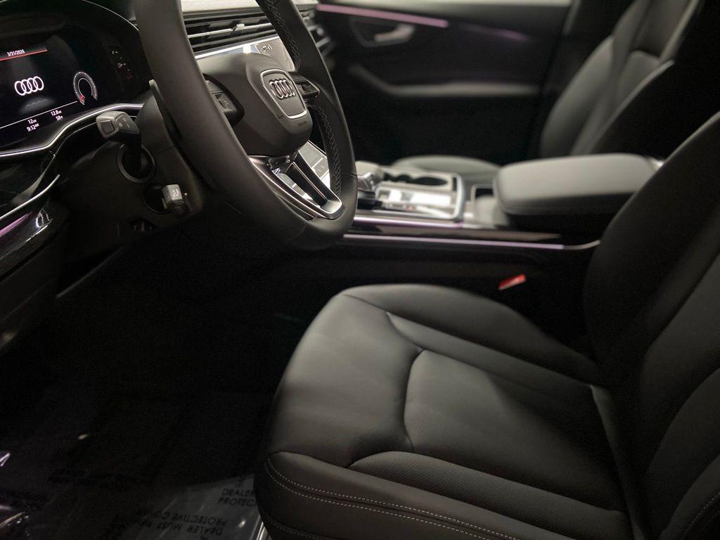 new 2026 Audi Q7 car, priced at $78,295