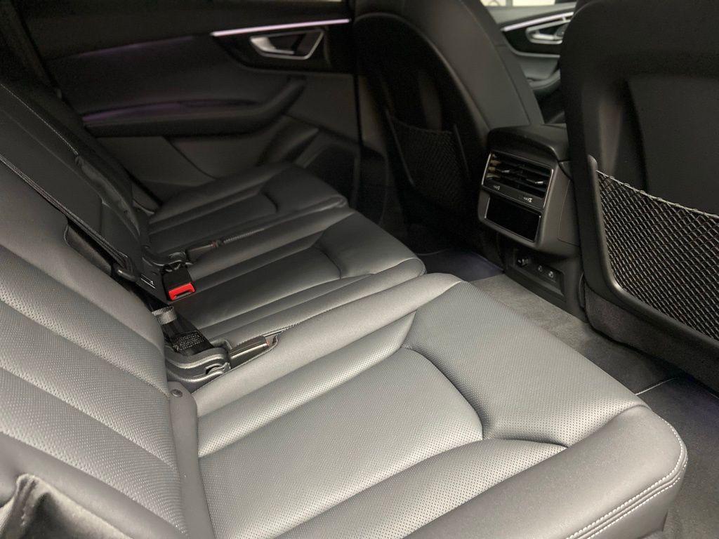 new 2026 Audi Q7 car, priced at $78,295