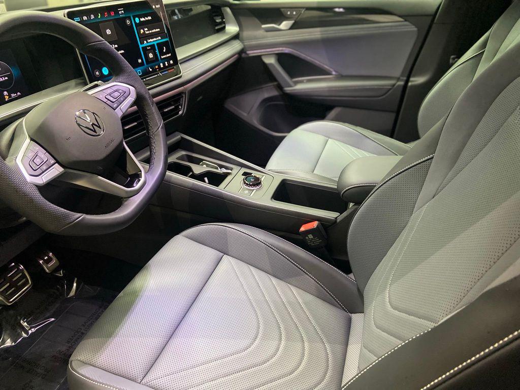 new 2026 Volkswagen Tiguan car, priced at $40,802