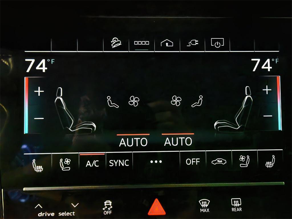 2021 Daytona Gray Pearl Audi e-tron Sportback