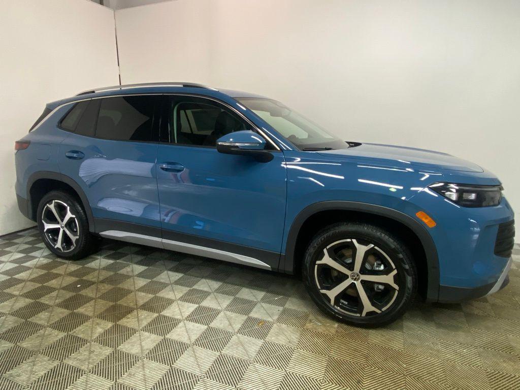 new 2026 Volkswagen Tiguan car, priced at $38,642