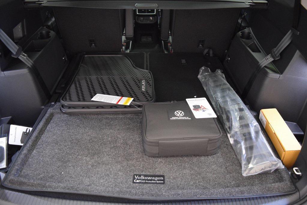 new 2026 Volkswagen Atlas car, priced at $58,499