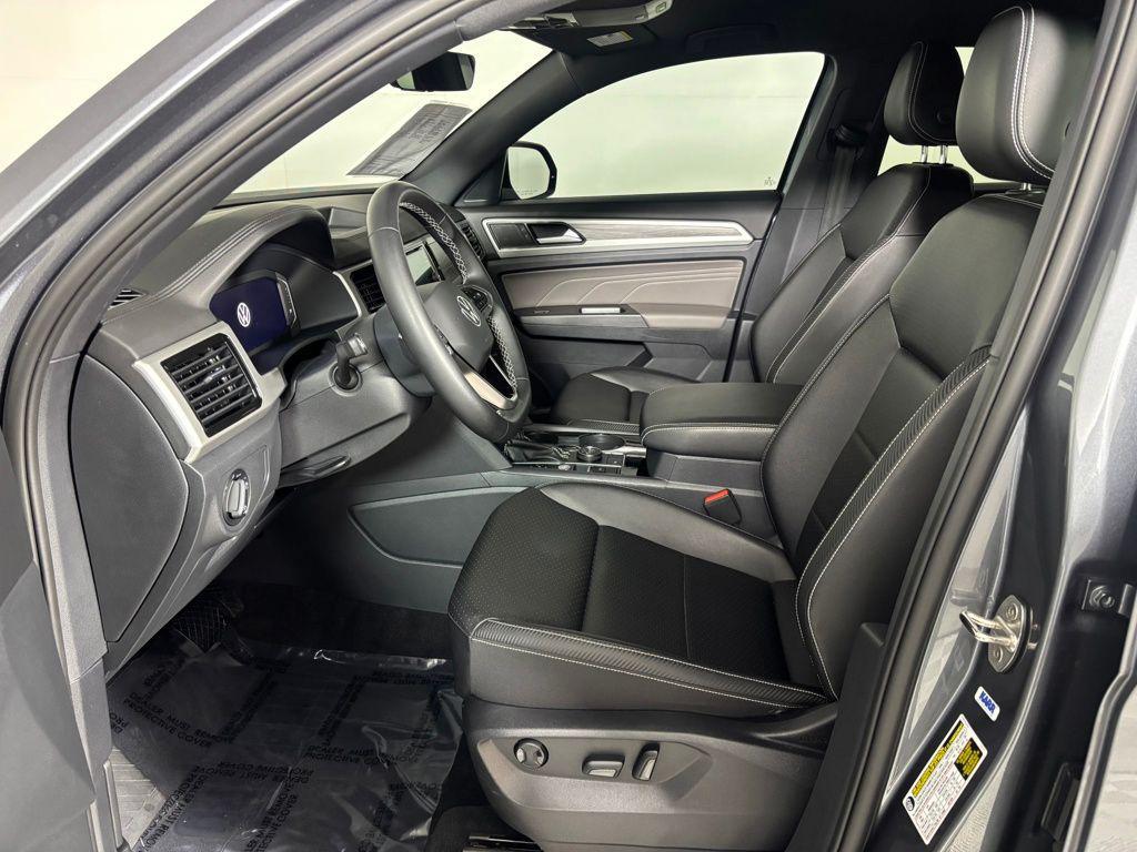 used 2022 Volkswagen Atlas Cross Sport car, priced at $26,999