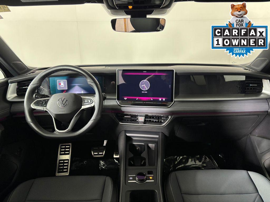 used 2025 Volkswagen Tiguan car, priced at $34,799