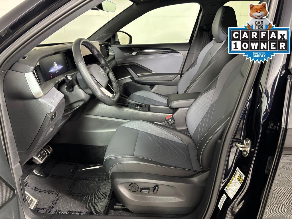 used 2025 Volkswagen Tiguan car, priced at $34,799