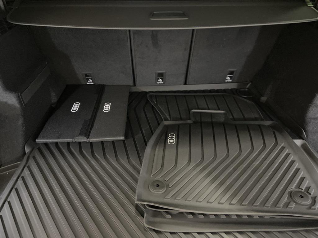 new 2025 Audi Q5 car, priced at $59,195