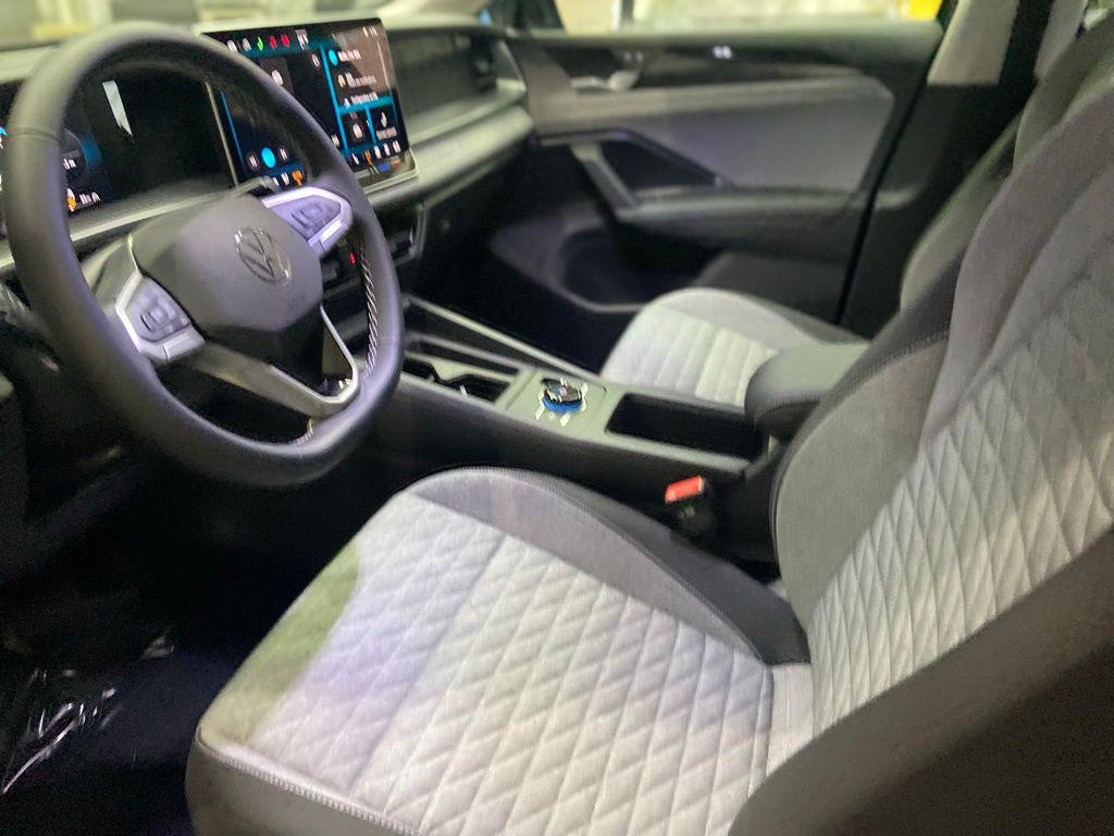 new 2026 Volkswagen Tiguan car, priced at $34,076