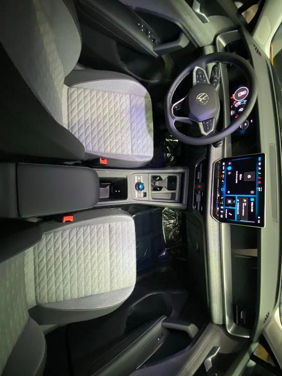 new 2026 Volkswagen Tiguan car, priced at $34,076