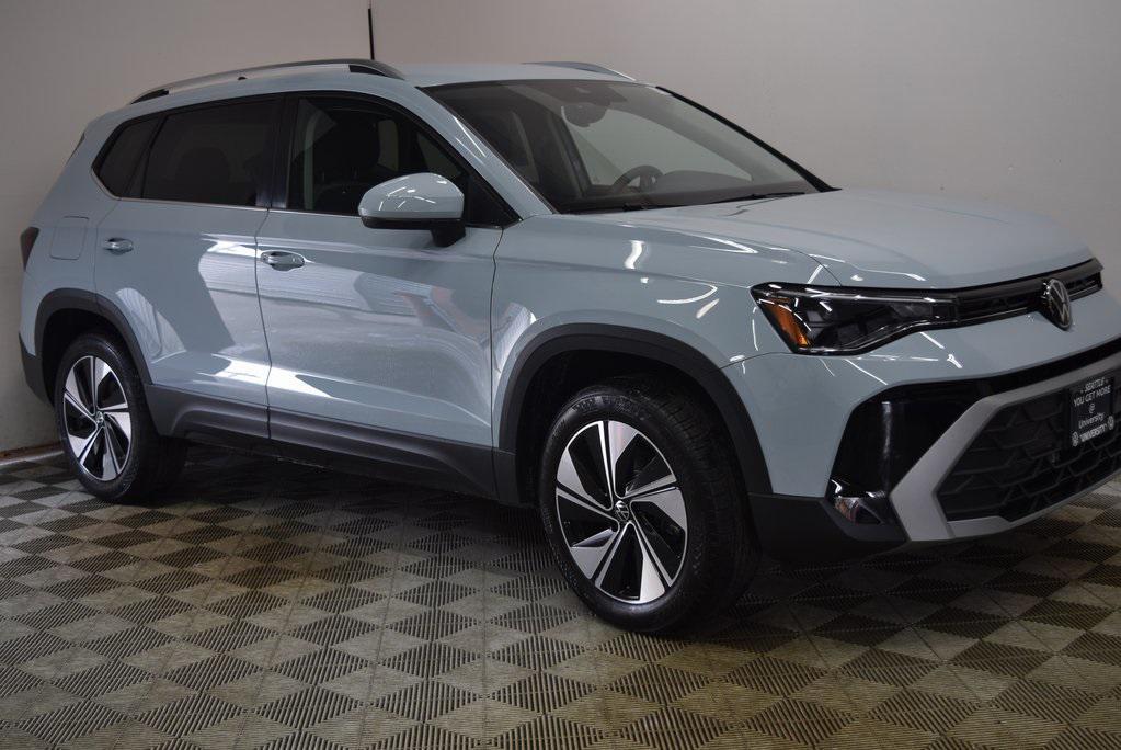 new 2025 Volkswagen Taos car, priced at $32,111
