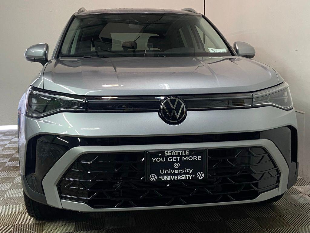 new 2026 Volkswagen Taos car, priced at $38,013