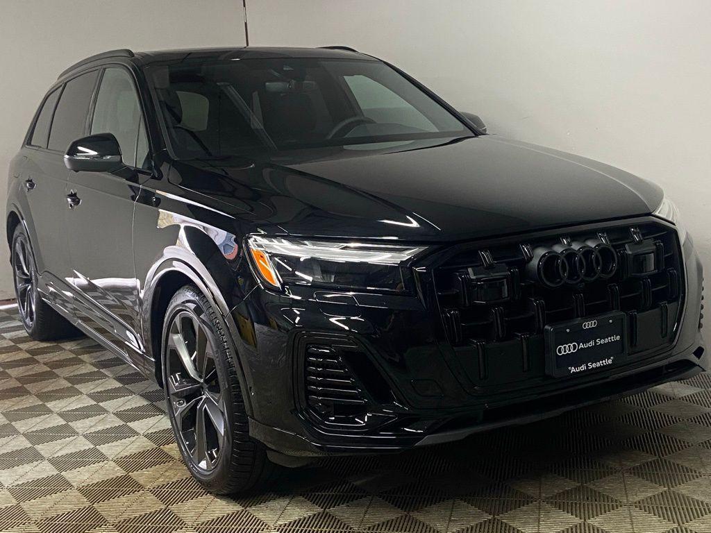 new 2026 Audi Q7 car, priced at $79,155