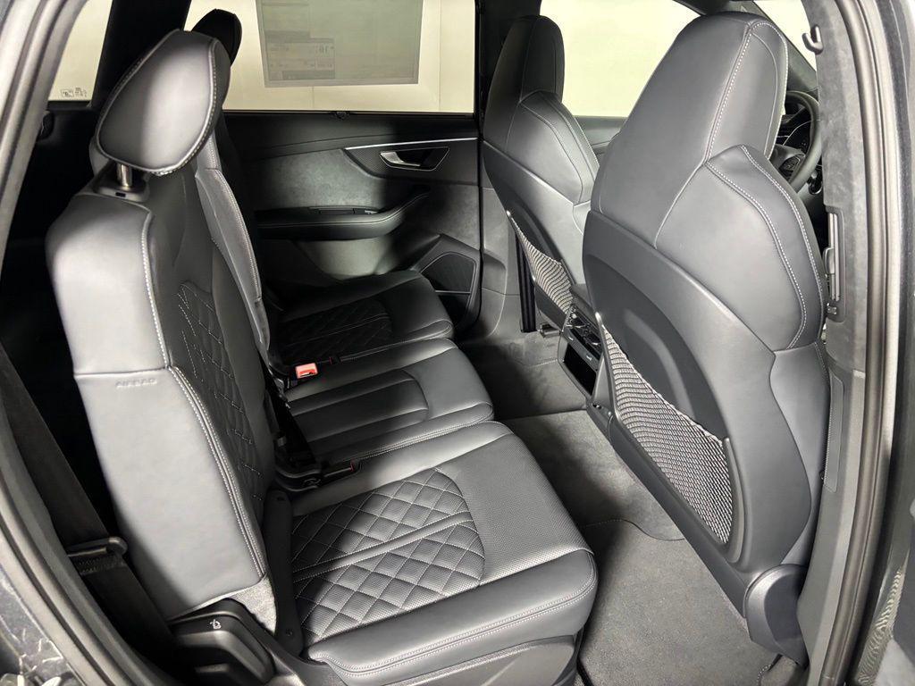 new 2026 Audi SQ7 car, priced at $110,560