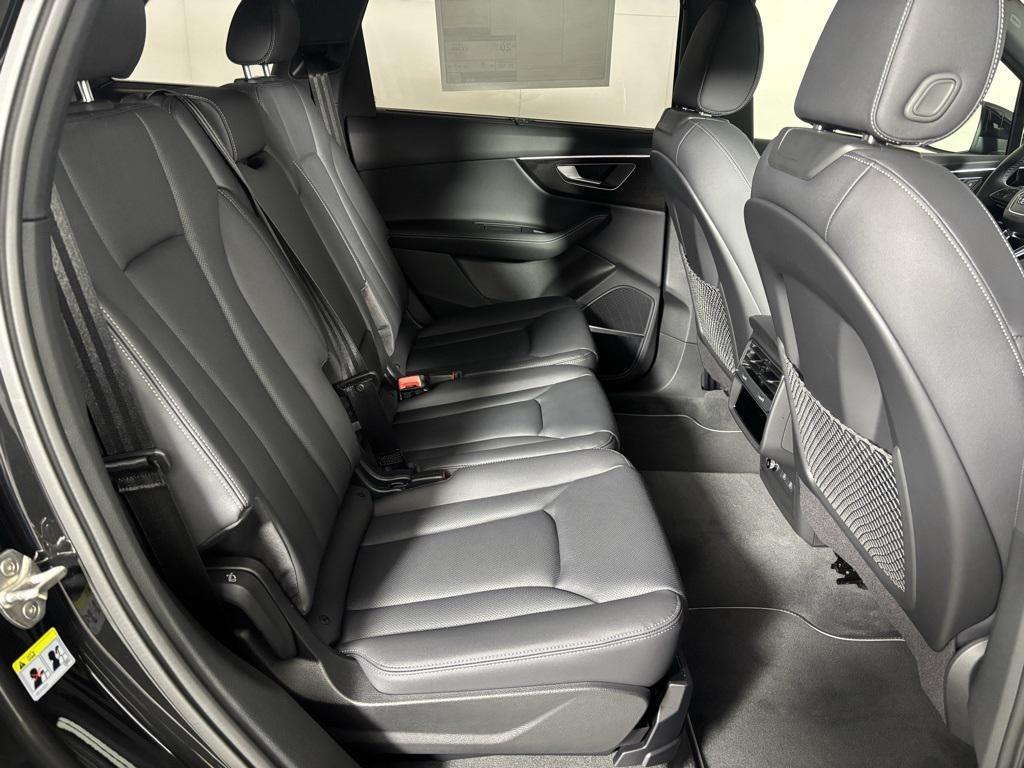 new 2026 Audi Q7 car, priced at $76,645
