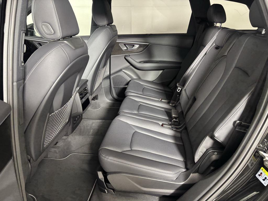new 2026 Audi Q7 car, priced at $76,645