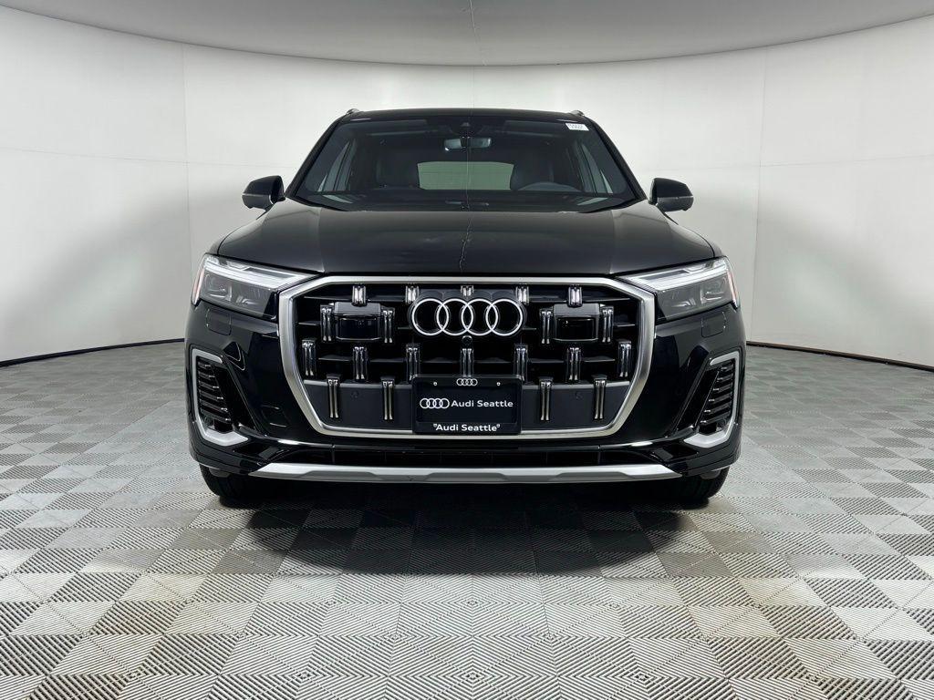 new 2026 Audi Q7 car, priced at $76,645