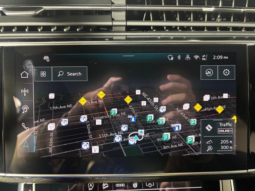 new 2026 Audi Q7 car, priced at $76,645