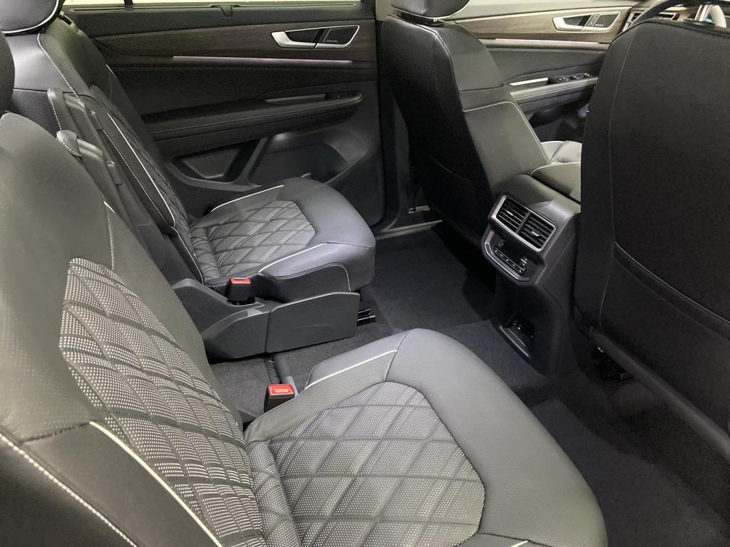 new 2026 Volkswagen Atlas car, priced at $58,499