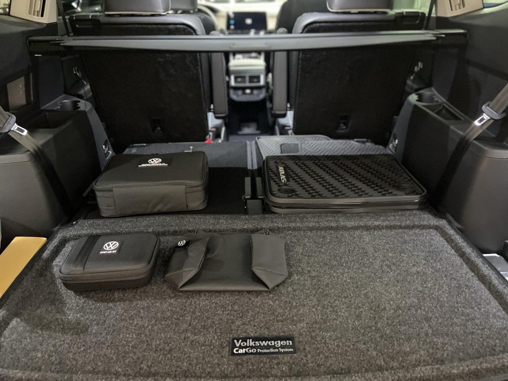 new 2026 Volkswagen Atlas car, priced at $58,499