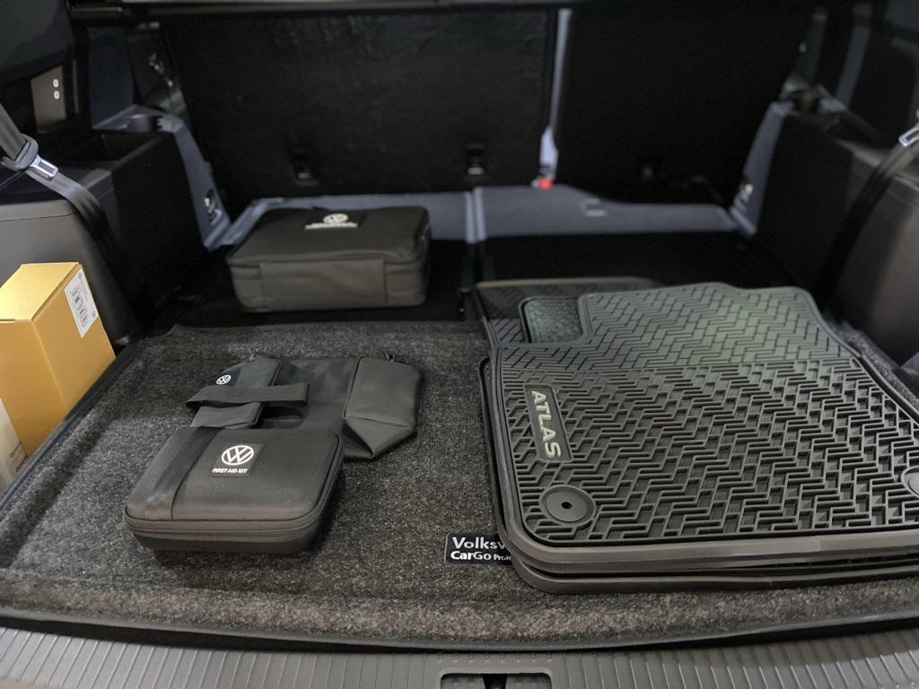 new 2026 Volkswagen Atlas car, priced at $52,559