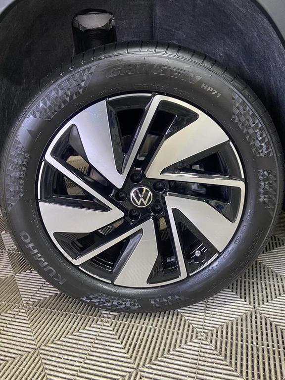 new 2026 Volkswagen Atlas car, priced at $52,559