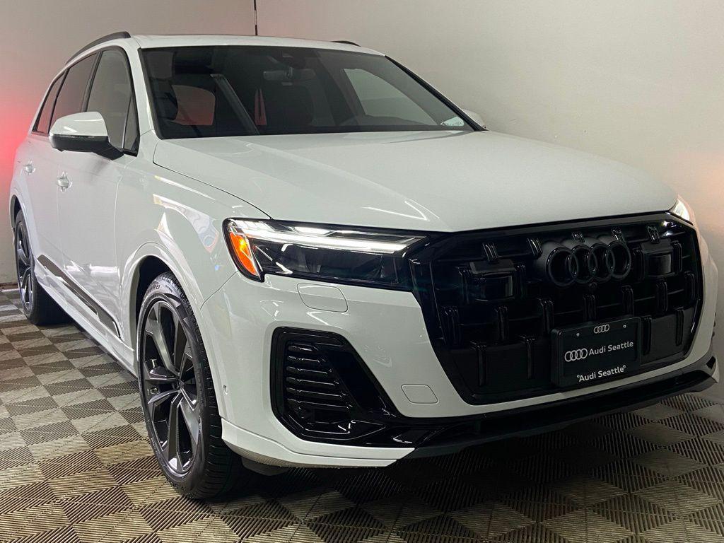 new 2026 Audi Q7 car, priced at $78,295