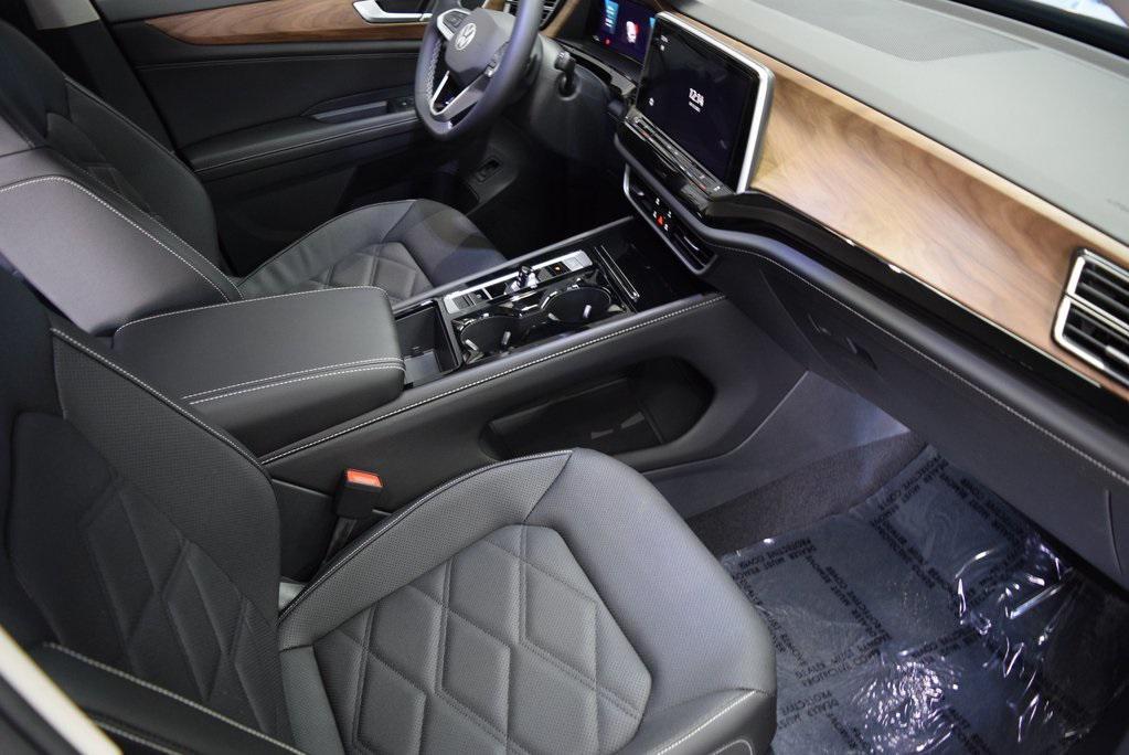 new 2026 Volkswagen Atlas car, priced at $47,875