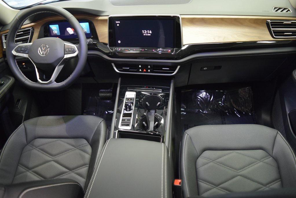 new 2026 Volkswagen Atlas car, priced at $47,875
