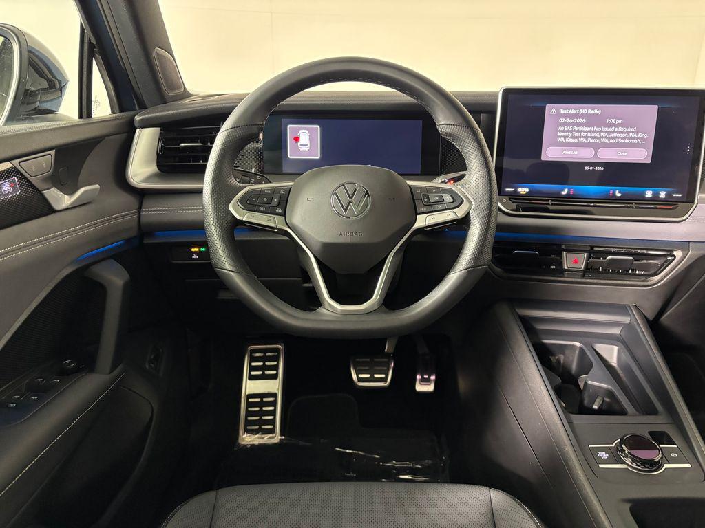 used 2025 Volkswagen Tiguan car, priced at $34,799