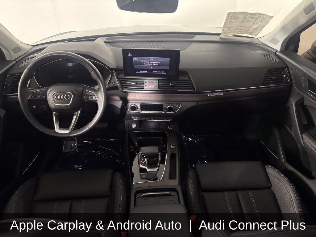 Audi Q5 view 16
