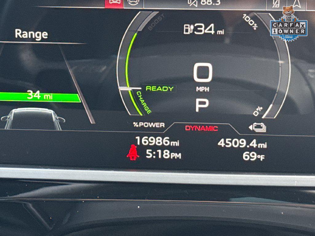 Audi Q8 e-tron view 20