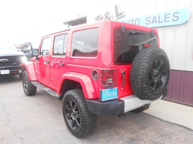 used 2015 Jeep Wrangler Unlimited car, priced at $18,951