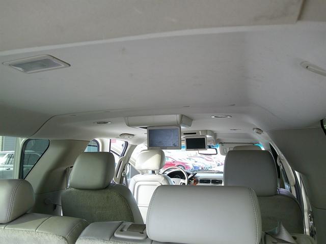 used 2013 GMC Yukon XL car, priced at $10,551