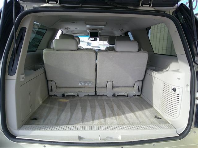 used 2013 GMC Yukon XL car, priced at $10,551