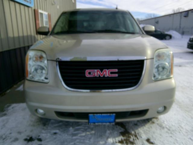 used 2013 GMC Yukon XL car, priced at $10,551