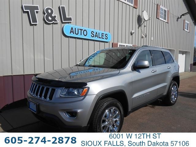 used 2014 Jeep Grand Cherokee car, priced at $15,651