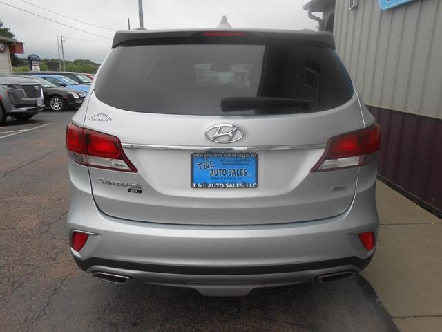 used 2019 Hyundai Santa Fe XL car, priced at $18,351