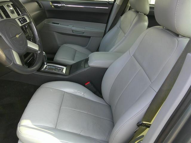 used 2007 Chrysler 300 car, priced at $4,951