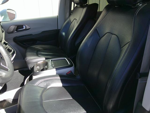 used 2022 Chrysler Pacifica car, priced at $22,951