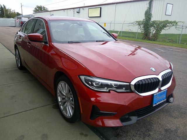 BMW 3 Series view 5
