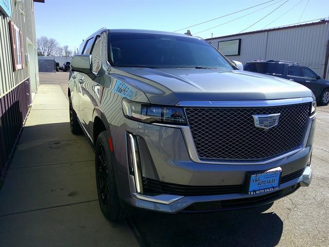 used 2021 Cadillac Escalade ESV car, priced at $75,951
