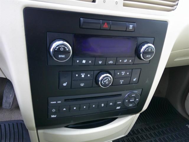 used 2009 Volkswagen Routan car, priced at $6,951