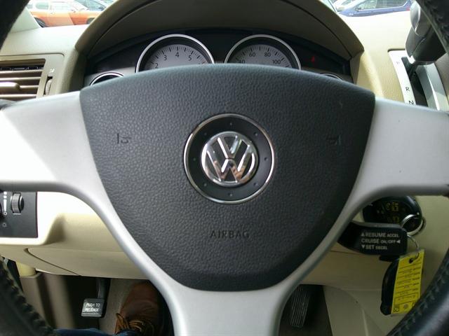 used 2009 Volkswagen Routan car, priced at $6,951