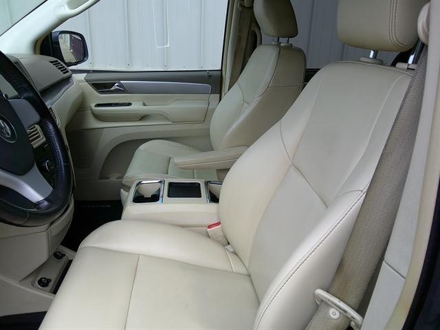 used 2009 Volkswagen Routan car, priced at $6,951