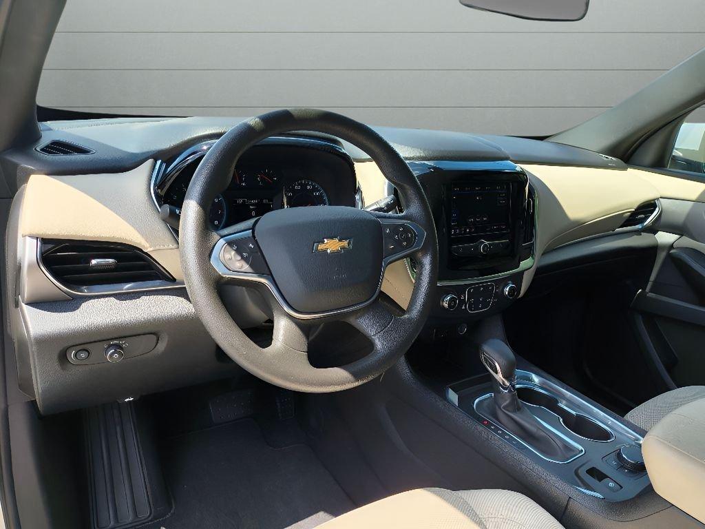 used 2022 Chevrolet Traverse car, priced at $16,864