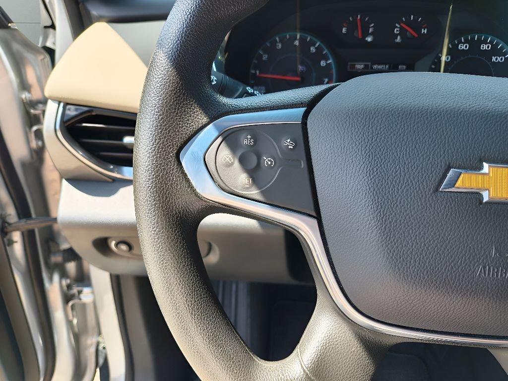 used 2022 Chevrolet Traverse car, priced at $16,864