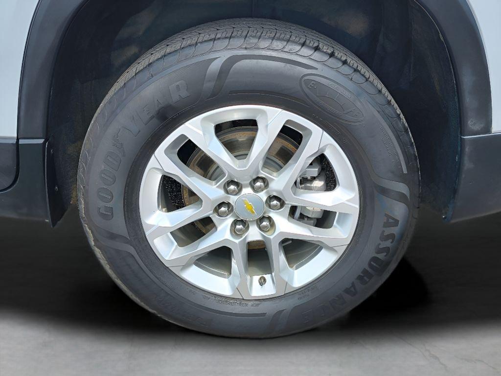 used 2022 Chevrolet Traverse car, priced at $16,864