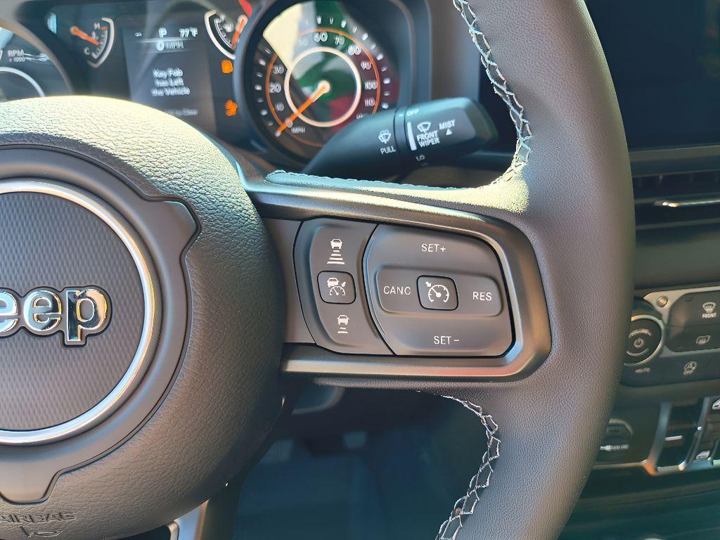 new 2025 Jeep Gladiator car, priced at $39,810