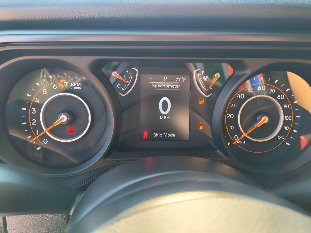 new 2025 Jeep Gladiator car, priced at $39,810