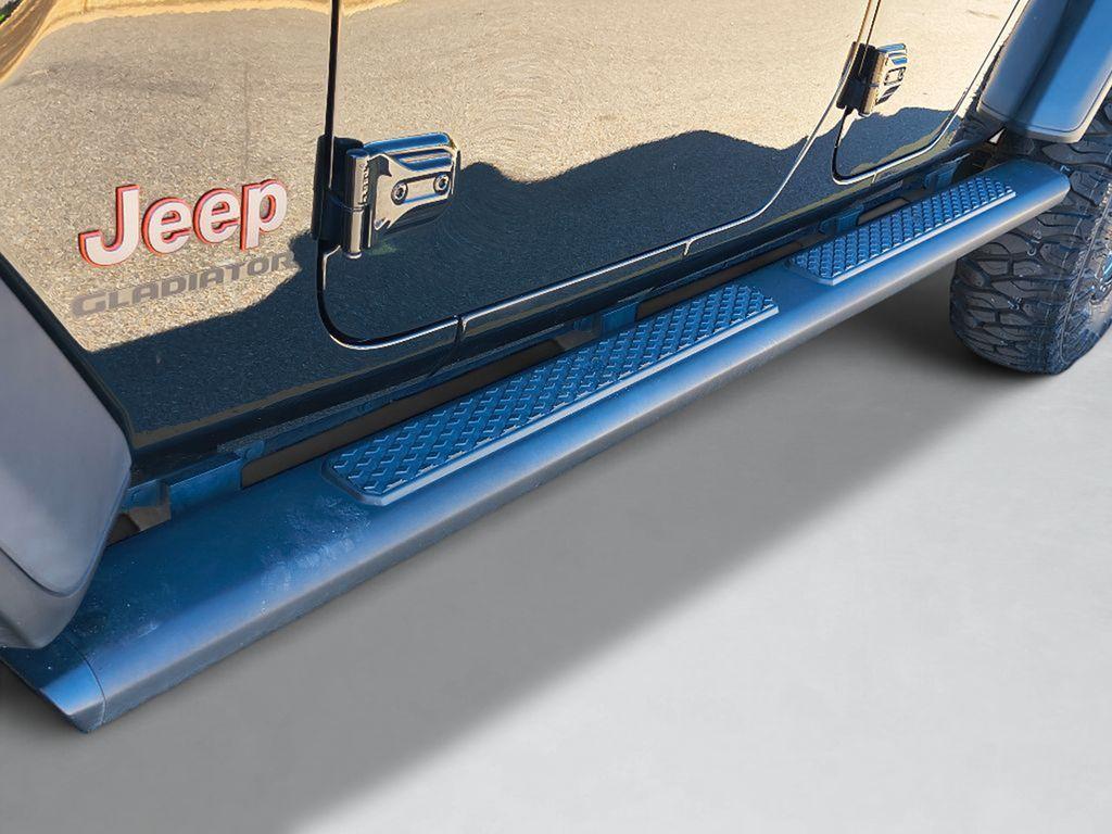 used 2022 Jeep Gladiator car, priced at $39,998