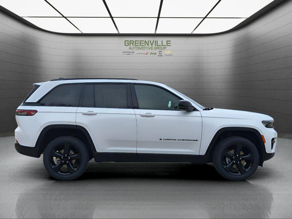 new 2025 Jeep Grand Cherokee car, priced at $37,630